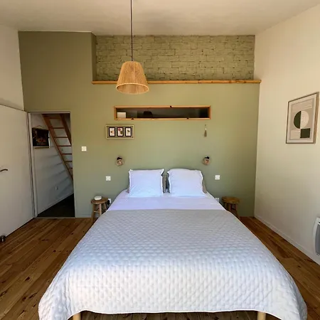 Les Iris - Maison Chaleureuse Vakantiehuis Montfaucon-Montigne
