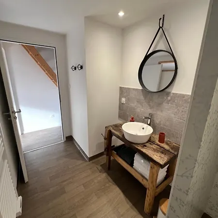 Les Iris - Maison Chaleureuse Montfaucon-Montigne
