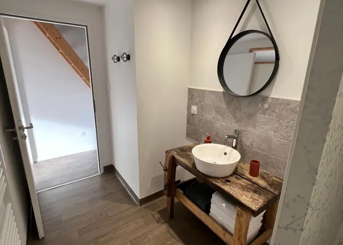 Les Iris - Maison Chaleureuse Montfaucon-Montigne